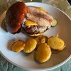 OVERWHELM HAMBURGER & BAR STAND - 