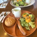 RUHE TEA HOUSE - 
