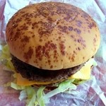 マクドナルド - 二種類のチーズが良いアクセント