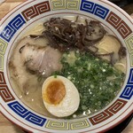 かぶら屋 - 料理写真:特製ラーメン　※煮玉子(半身わけ)追加