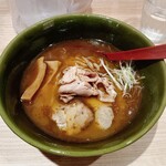 焼きあご塩らー麺 たかはし - 料理写真:焼きあご塩らー麺（姫路あっさり味）