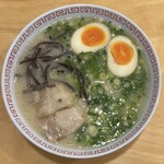 らぁめん 39番地 - 料理写真:・煮玉らぁめん　650円(税込)