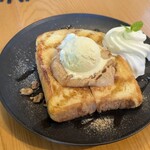 ELOISE's Cafe - 