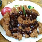 兼山 - 写真では見えにくいですが新鮮なトマト、胡瓜、たっぷりキャベツが栄養の偏ったyoshiには嬉しい♪