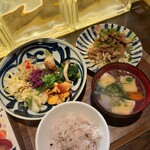○吉八 - 