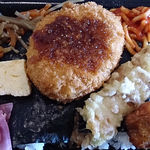 ワイズマート - 料理写真:Y'Smart 中葛西店 コロッケのり弁当 380円（税別）