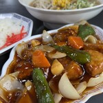 ジャンボラーメン愛ちゃん - 料理写真:酢豚定食