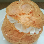 ミカサノ食堂 - ホイップ＆カスタードシュー（プレーン）　194円