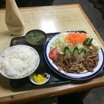 福栄食堂 - 豚の生姜炒め定食740円