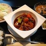 柿の種 - タンシチューランチ。厚切りタンが、とろけます(^^)