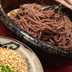 かかし - ざるそば大盛り(669円)を頂きました。