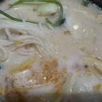 タムジャイ麻辣湯 - 鶏白湯
