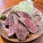 肉バルmoTTon - タタキ