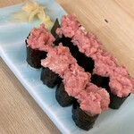 紀の代 - 中落ちとろ軍艦