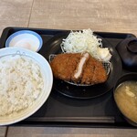 松のや - 料理写真:得朝大麦ロースカツ定食ご飯大盛り(税込590円)