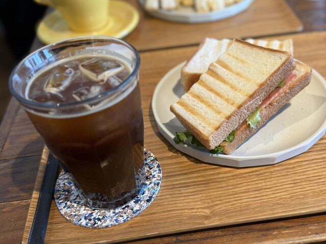 THE Lower East Nine cafe LE9 （ザ ローワー イースト ナイン カフェ