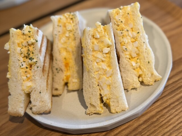 THE Lower East Nine cafe LE9 （ザ ローワー イースト ナイン カフェ