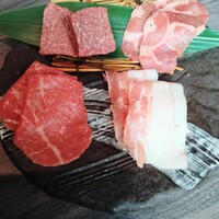 近江うし焼肉 にくTATSU 日本橋室町店 - 