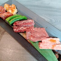 近江うし焼肉 にくTATSU 日本橋室町店 - 