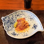 Tokuyama Zushi - 鯉のお造り鮒の卵を散らして
