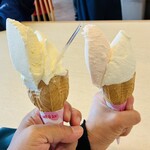 レークヒル・ファーム - ホワイトクリームとクリームチーズのダブル