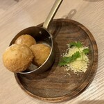 ピザとハムと時々ワイン ボンジョルノ食堂 - 