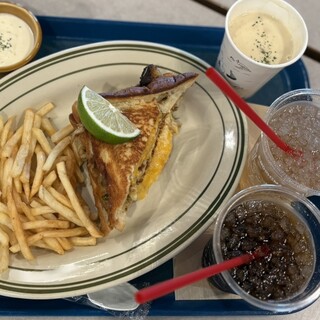 LONCAFE_1