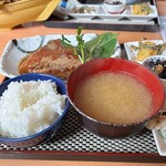 市場直送 めし処 一 - 料理写真:
