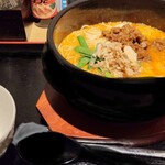 久麺や - ホルモン旨辛麺