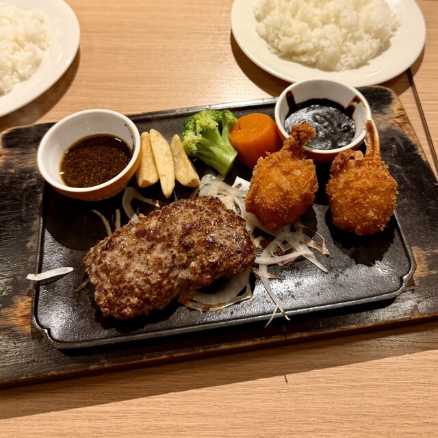 洋食屋 せんごく 本郷店 （ヨウショクヤセンゴク） - 本郷三丁目/洋食