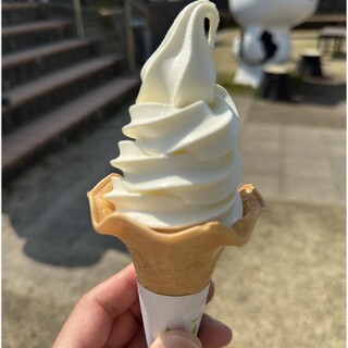 カウィーのみるく館_0