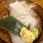 赤羽シルクロード トロ函 - イカ刺し