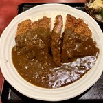 中村屋 - 黒豚とんかつカレー
