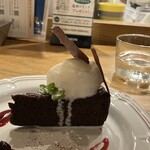 BATON - 