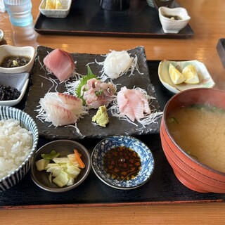 まるひの貝汁ひろそう_0