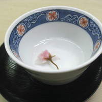 味舌 - 桜湯
