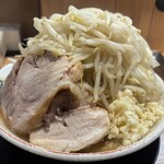 ラーメン豚山 - 料理写真: