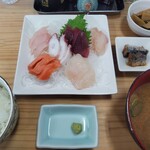 いかや - さしみ定食　1100円