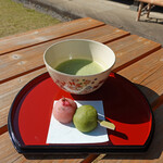 クラフト&和カフェ 匠館 - 料理写真:半月盆でお抹茶とお団子