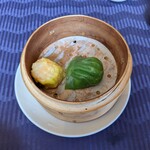 赤坂 四川飯店 - 海老焼売・海老餃子