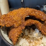 熟成かつ天膳 - 大きく薄目のかつ２枚