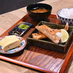 竈門ご飯 一圓 - 鮭ハラス定食