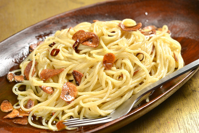 Cafe &amp; Bar Lon’s