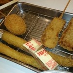 串カツ田中 - 煮卵、アスパラ、牛