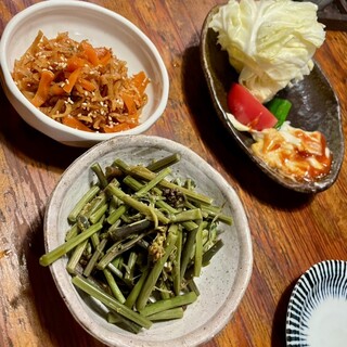本格炭火串焼店 焼鳥商会_1