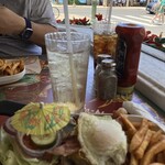 Cheeseburger In Paradise - 