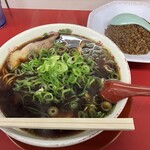 新福菜館 - 料理写真:ラーメン並＋小炒飯の「Aセット」1,200円。