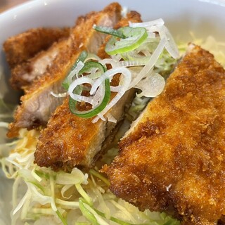 若狭 醤油かつ丼と豚汁 厳選味覚 うまもんや_1