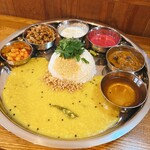 DALIN - 美しい盛り付けにスプーンを入れるのが惜しい！