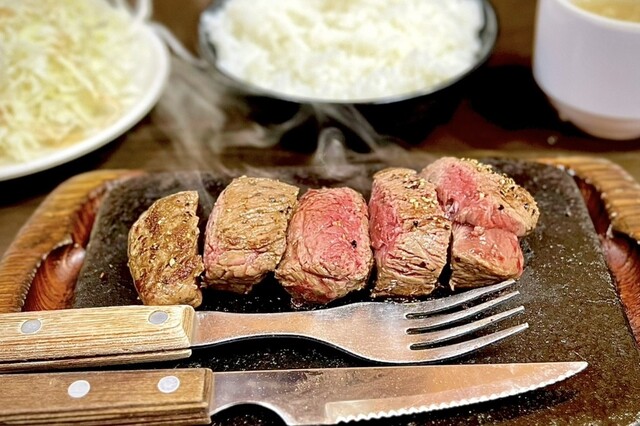 やっぱりステーキ 大須まねき猫前店 - 上前津/ステーキ | 食べログ